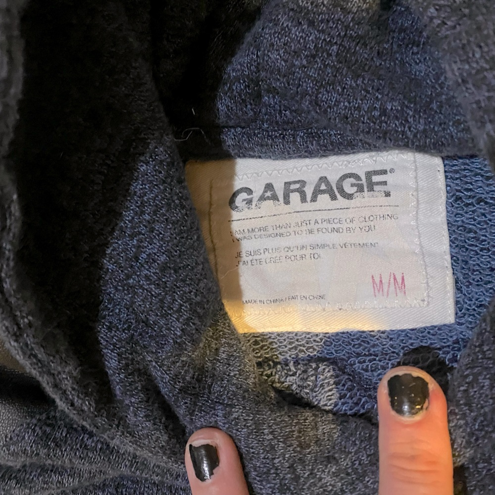 Cropped Sweater - Picture 4 of 4